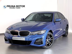 Fotos de BMW Serie 3 330e color Azul. Año 2020. 215KW(292CV). Híbrido Electro/Gasolina. En concesionario Pruna Motor de Barcelona