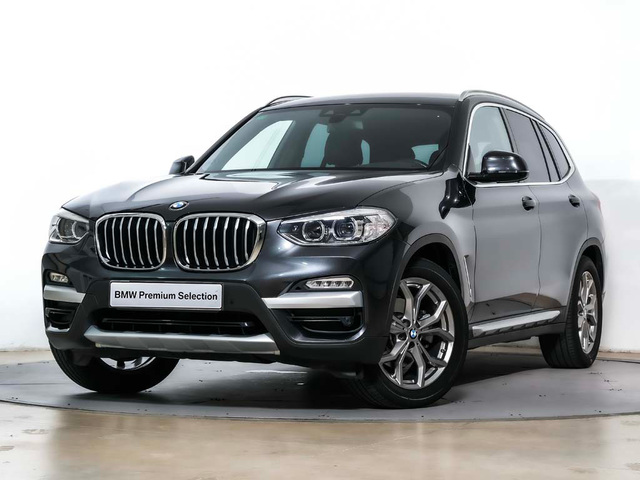 BMW X3 xDrive20d color Gris. Año 2019. 140KW(190CV). Diésel. En concesionario Oliva Motor Tarragona de Tarragona