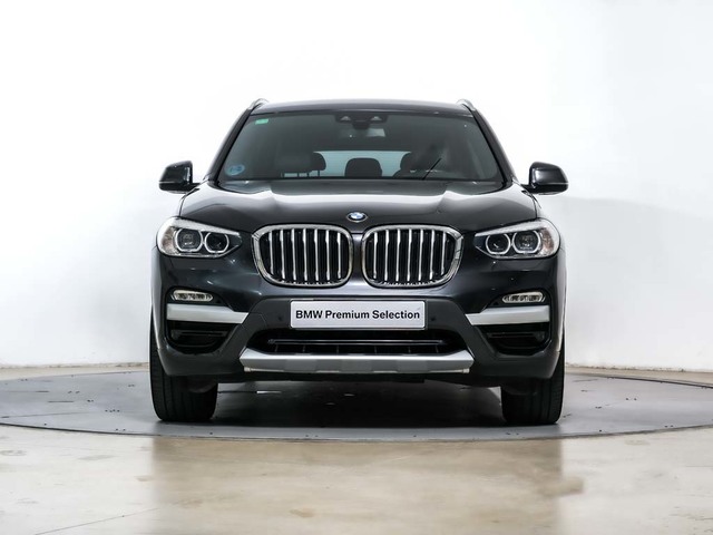 BMW X3 xDrive20d color Gris. Año 2019. 140KW(190CV). Diésel. En concesionario Oliva Motor Tarragona de Tarragona