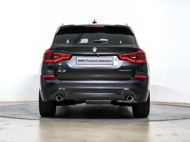 BMW X3 xDrive20d color Gris. Año 2019. 140KW(190CV). Diésel. En concesionario Oliva Motor Tarragona de Tarragona