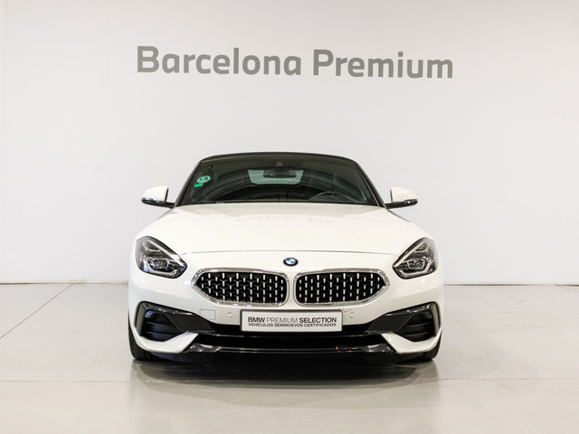 BMW Z4 sDrive20i Cabrio color Blanco. Año 2019. 145KW(197CV). Gasolina. En concesionario Barcelona Premium -- GRAN VIA de Barcelona