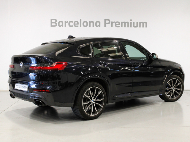 BMW X4 M40d color Negro. Año 2018. 240KW(326CV). Diésel. En concesionario Barcelona Premium -- GRAN VIA de Barcelona