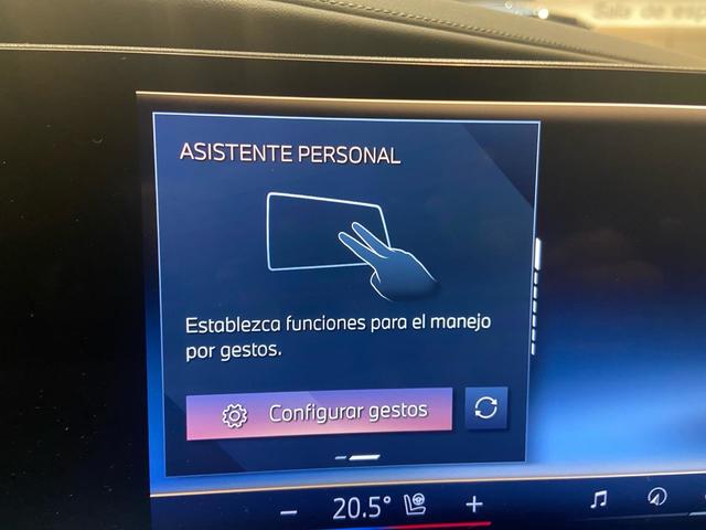 BMW i7 xDrive60 color Beige. Año 2024. 400KW(544CV). Eléctrico. En concesionario Automotor Costa, S.L.U. de Almería