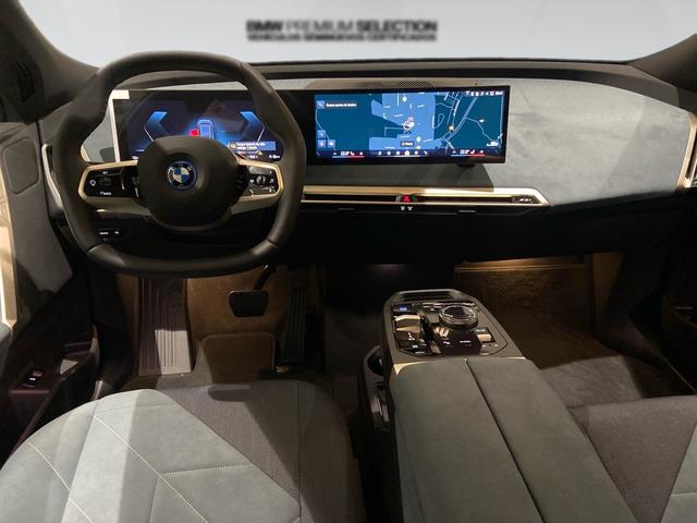 Foto 7 BMW iX xDrive40 240 kW (326 CV)