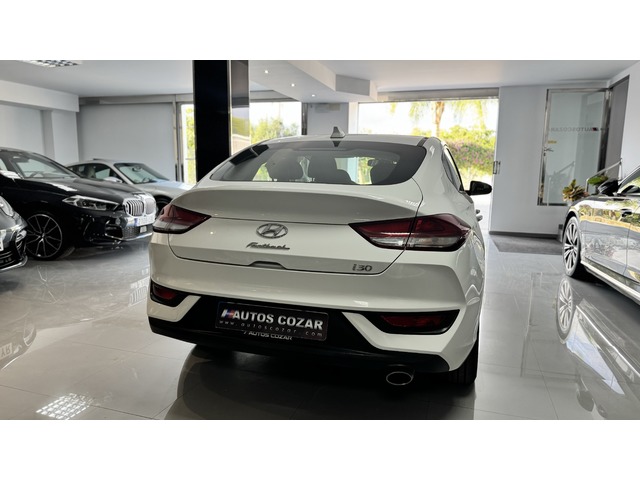 Hyundai i30 Fastback 1.0 TGDI Klass 88 kW (120 CV)