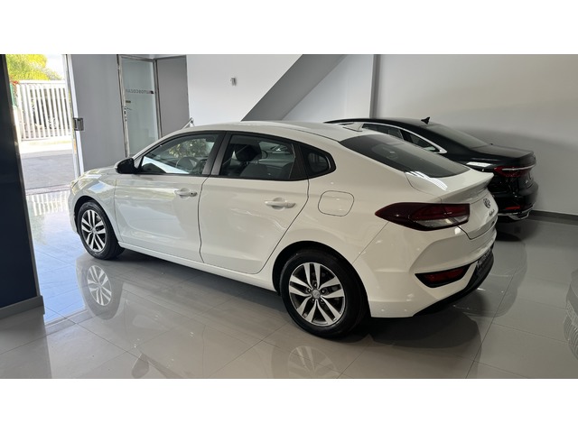 Hyundai i30 Fastback 1.0 TGDI Klass 88 kW (120 CV)