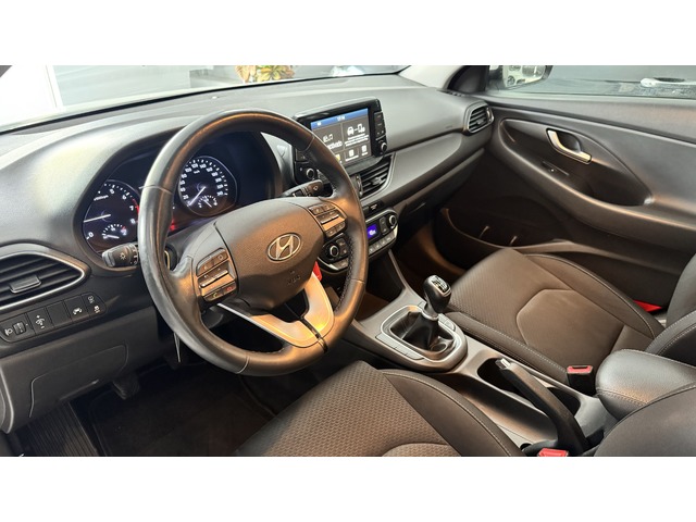 Hyundai i30 Fastback 1.0 TGDI Klass 88 kW (120 CV)