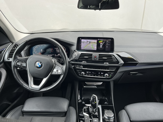 BMW X3 xDrive20d color Gris. Año 2020. 140KW(190CV). Diésel. En concesionario Novomóvil Oleiros de Coruña