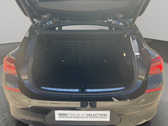BMW X2 sDrive18i color Negro. Año 2018. 103KW(140CV). Gasolina. En concesionario GANDIA Automoviles Fersan, S.A. de Valencia