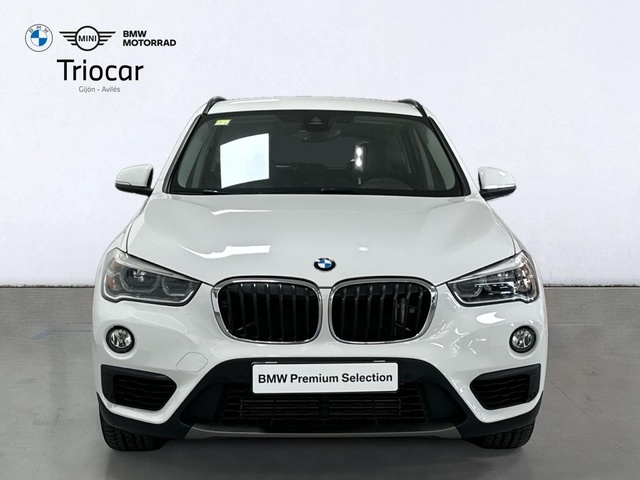 BMW X1 sDrive20i color Blanco. Año 2019. 141KW(192CV). Gasolina. En concesionario Triocar Gijón (Bmw y Mini) de Asturias