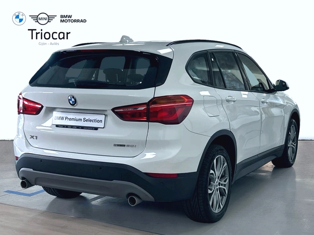 BMW X1 sDrive20i color Blanco. Año 2019. 141KW(192CV). Gasolina. En concesionario Triocar Gijón (Bmw y Mini) de Asturias