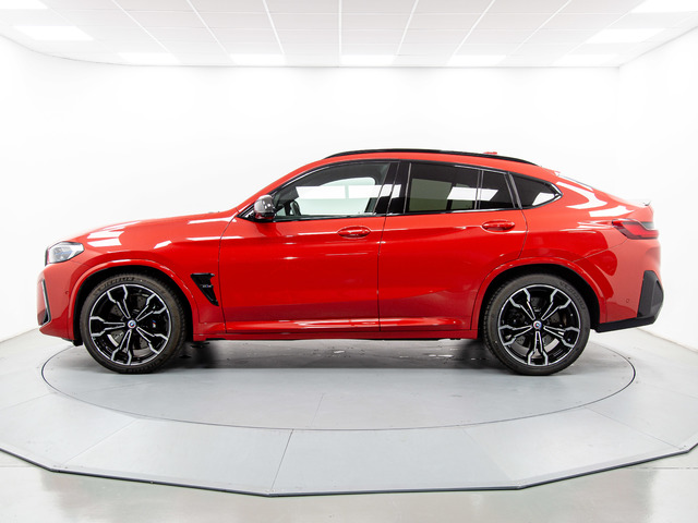 BMW M X4 M color Rojo. Año 2023. 353KW(480CV). Gasolina. En concesionario Móvil Begar Alicante de Alicante