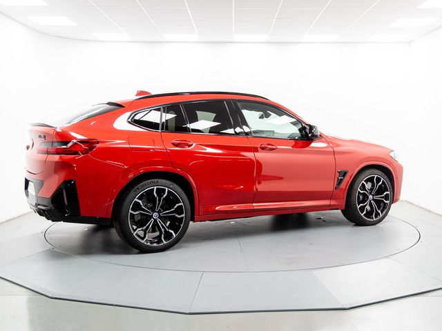 BMW M X4 M color Rojo. Año 2023. 353KW(480CV). Gasolina. En concesionario Móvil Begar Alicante de Alicante