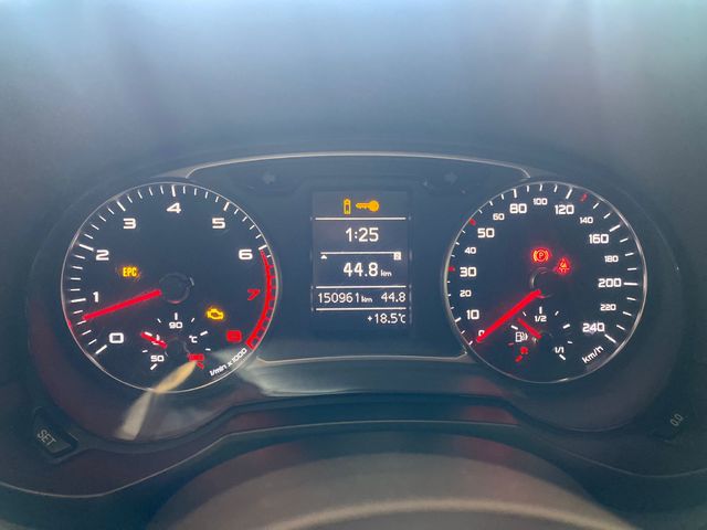 Audi A1 Sportback Attraction 1.2 TFSI 63 kW (86 CV)