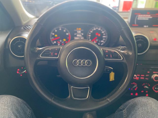 Audi A1 Sportback Attraction 1.2 TFSI 63 kW (86 CV)