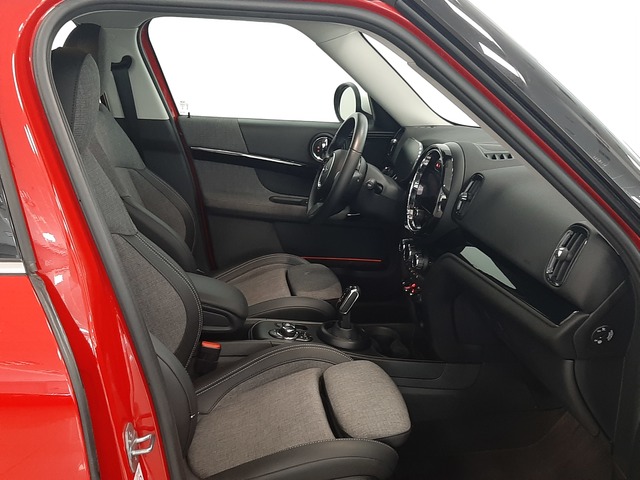 fotoG 17 del MINI MINI Countryman Cooper D 110 kW (150 CV) 150cv Diésel del 2023 en Valencia