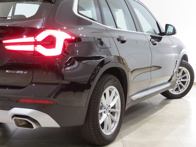 BMW X3 xDrive20d color Negro. Año 2023. 140KW(190CV). Diésel. En concesionario FINESTRAT Automoviles Fersan, S.A. de Alicante