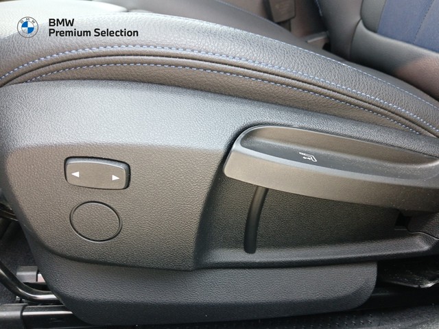 BMW Serie 1 118i color Negro. Año 2020. 103KW(140CV). Gasolina. En concesionario Adler Motor S.L. TOLEDO de Toledo