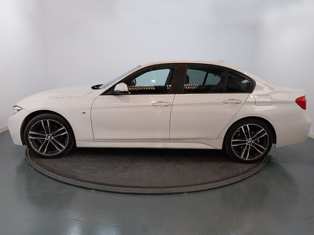 BMW Serie 3 320d color Blanco. Año 2017. 140KW(190CV). Diésel. En concesionario Proa Premium Palma de Baleares