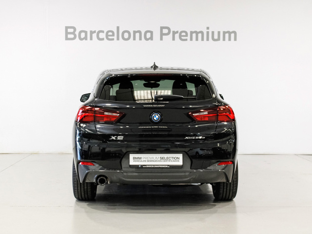 BMW X2 xDrive25e color Negro. Año 2023. 162KW(220CV). Híbrido Electro/Gasolina. En concesionario Barcelona Premium -- GRAN VIA de Barcelona