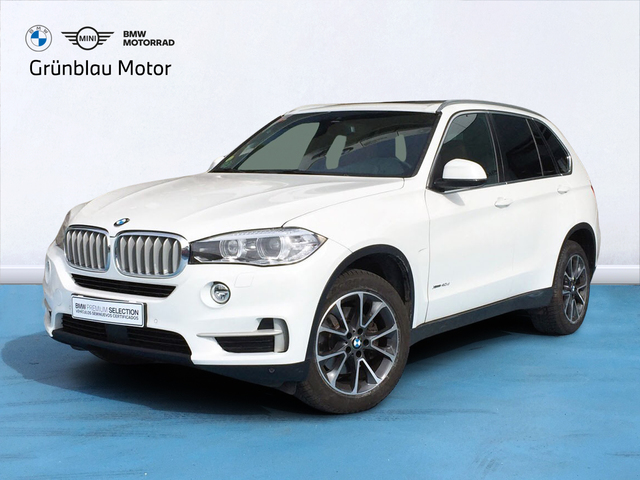 BMW X5 xDrive40d color Blanco. Año 2018. 230KW(313CV). Diésel. En concesionario Grünblau Motor (Bmw y Mini) de Cantabria