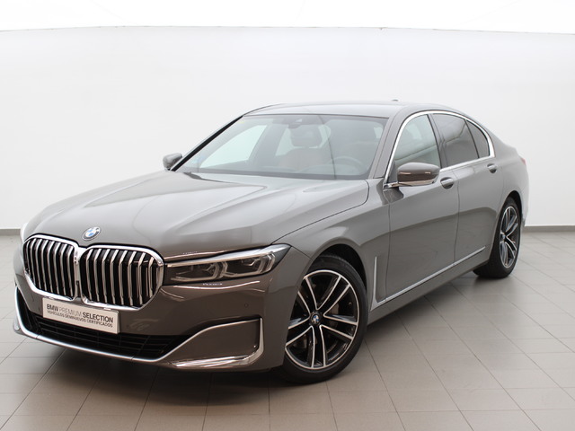 BMW Serie 7 730d color Gris. Año 2020. 210KW(286CV). Diésel. En concesionario Augusta Aragon S.A. de Zaragoza