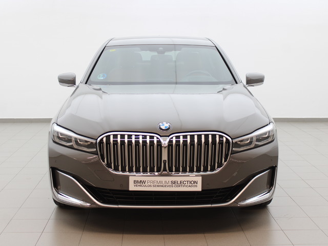 BMW Serie 7 730d color Gris. Año 2020. 210KW(286CV). Diésel. En concesionario Augusta Aragon S.A. de Zaragoza