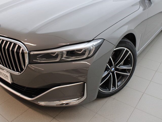 BMW Serie 7 730d color Gris. Año 2020. 210KW(286CV). Diésel. En concesionario Augusta Aragon S.A. de Zaragoza