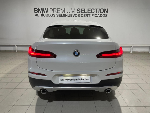 BMW X4 xDrive20d color Blanco. Año 2019. 140KW(190CV). Diésel. En concesionario Hispamovil, Orihuela de Alicante