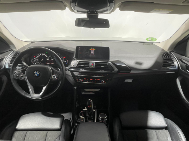 BMW X4 xDrive20d color Blanco. Año 2019. 140KW(190CV). Diésel. En concesionario Hispamovil, Orihuela de Alicante