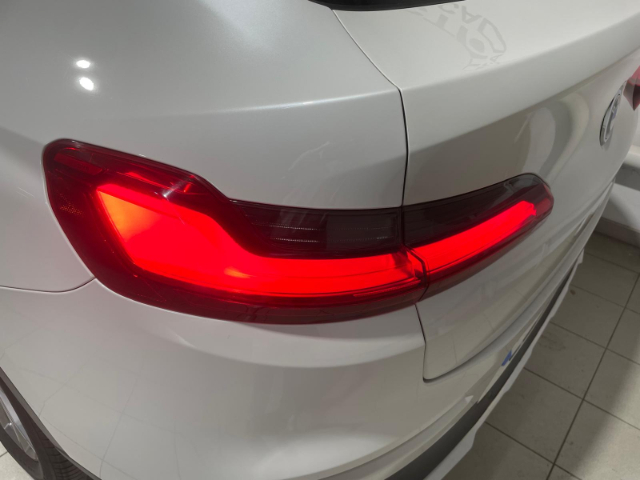 BMW X4 xDrive20d color Blanco. Año 2019. 140KW(190CV). Diésel. En concesionario Hispamovil, Orihuela de Alicante