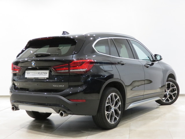 BMW X1 sDrive18d color Negro. Año 2020. 110KW(150CV). Diésel. En concesionario GANDIA Automoviles Fersan, S.A. de Valencia