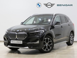 Fotos de BMW X1 sDrive18d color Negro. Año 2020. 110KW(150CV). Diésel. En concesionario GANDIA Automoviles Fersan, S.A. de Valencia