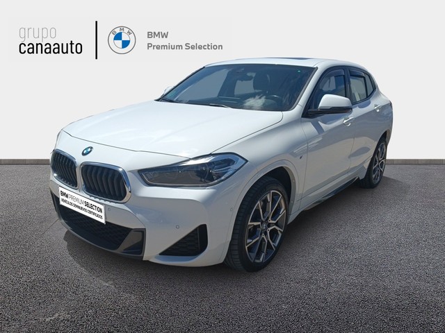 BMW X2 xDrive20d color Blanco. Año 2021. 140KW(190CV). Diésel. En concesionario CANAAUTO - TACO de Sta. C. Tenerife