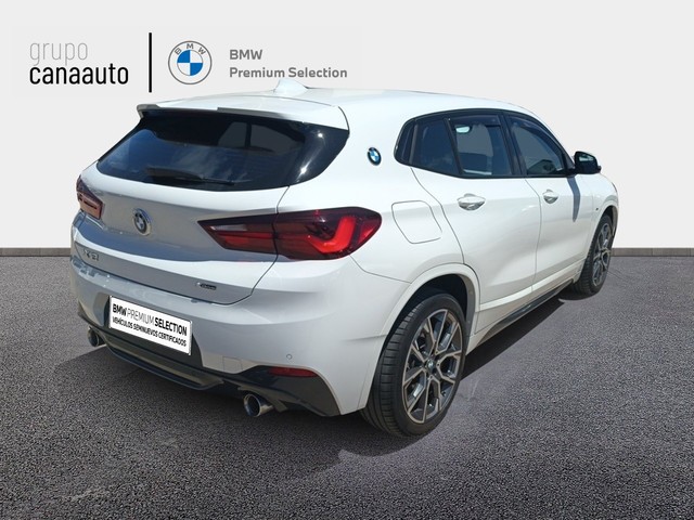 BMW X2 xDrive20d color Blanco. Año 2021. 140KW(190CV). Diésel. En concesionario CANAAUTO - TACO de Sta. C. Tenerife