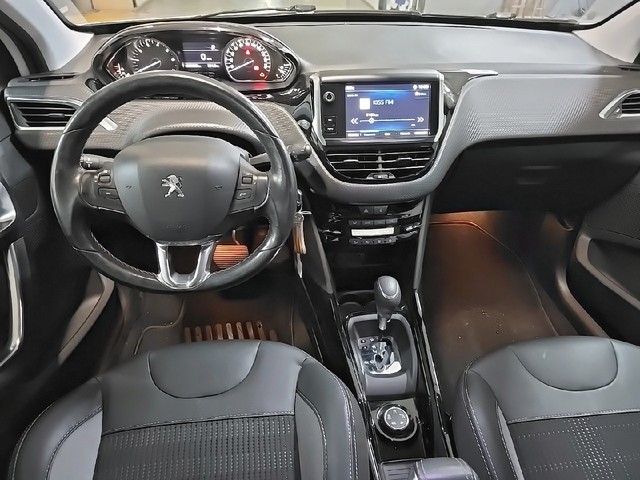 Peugeot 2008 SUV PureTech 110 S&S Allure EAT6 81 kW (110 CV)