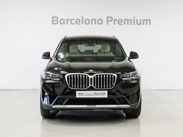 BMW X3 xDrive20d color Negro. Año 2023. 140KW(190CV). Diésel. En concesionario Barcelona Premium -- GRAN VIA de Barcelona