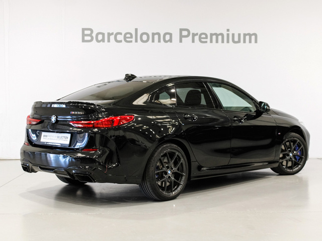 BMW Serie 2 M235i Gran Coupe color Negro. Año 2020. 225KW(306CV). Gasolina. En concesionario Barcelona Premium -- GRAN VIA de Barcelona