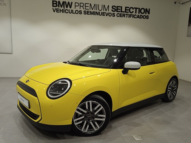 fotoG 0 del MINI MINI 3 Puertas Cooper E 135 kW (184 CV) 184cv Eléctrico del 2024 en Albacete