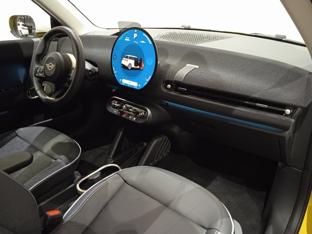 fotoG 7 del MINI MINI 3 Puertas Cooper E 135 kW (184 CV) 184cv Eléctrico del 2024 en Albacete