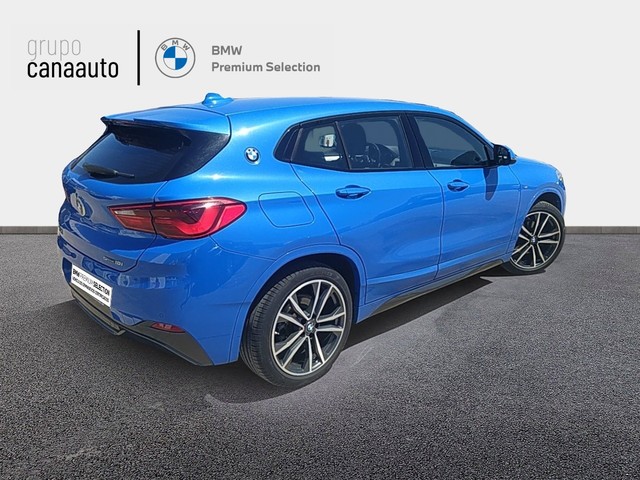 BMW X2 sDrive18i color Azul. Año 2020. 103KW(140CV). Gasolina. En concesionario CANAAUTO - TACO de Sta. C. Tenerife