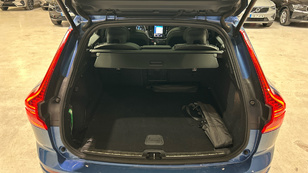 Volvo XC60 T8 Recharge R-Design AWD Auto 287 kW (390 CV) - 10 Volvo XC60 T8 Ocasión 287 KW (390CV) - 10