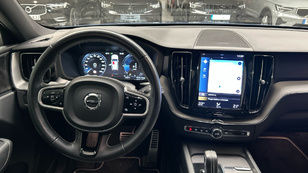 Volvo XC60 T8 Recharge R-Design AWD Auto 287 kW (390 CV) - 11 Volvo XC60 T8 Ocasión 287 KW (390CV) - 11