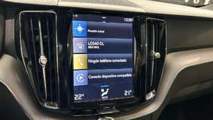 Volvo XC60 T8 Recharge R-Design AWD Auto 287 kW (390 CV) - 26 Volvo XC60 T8 Ocasión 287 KW (390CV) - 26