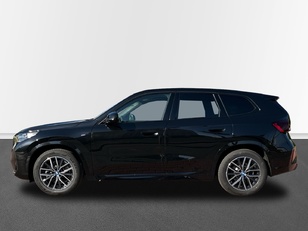 Fotos de BMW iX1 xDrive30 color Negro. Año 2024. 230KW(313CV). Eléctrico. En concesionario MURCIA PREMIUM S.L. JUAN CARLOS I de Murcia