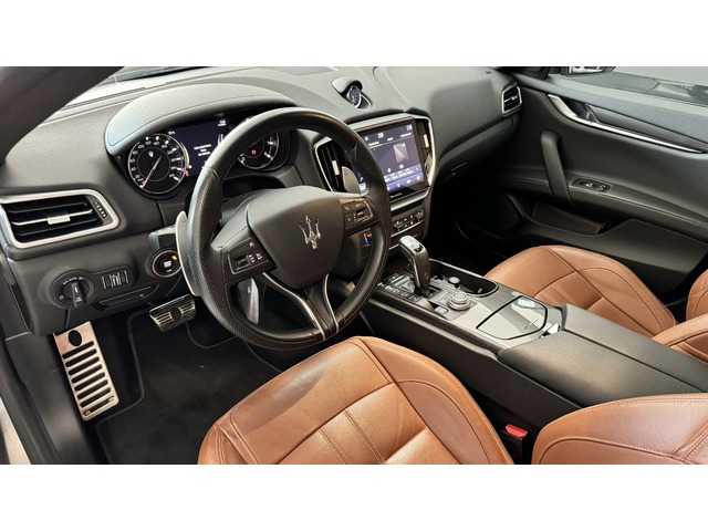 Maserati Ghibli 2.0 Hybrid-Gasolina GT RWD 243 kW (330 CV)