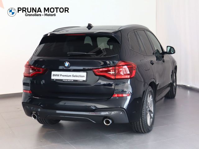 BMW X3 xDrive30e color Negro. Año 2020. 215KW(292CV). Híbrido Electro/Gasolina. En concesionario Pruna Motor de Barcelona