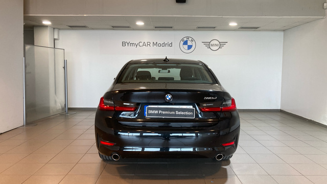 BMW Serie 3 318d color Negro. Año 2019. 110KW(150CV). Diésel. En concesionario BYmyCAR Madrid - Alcalá de Madrid