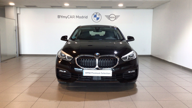 BMW Serie 1 118d color Negro. Año 2021. 110KW(150CV). Diésel. En concesionario BYmyCAR Madrid - Alcalá de Madrid