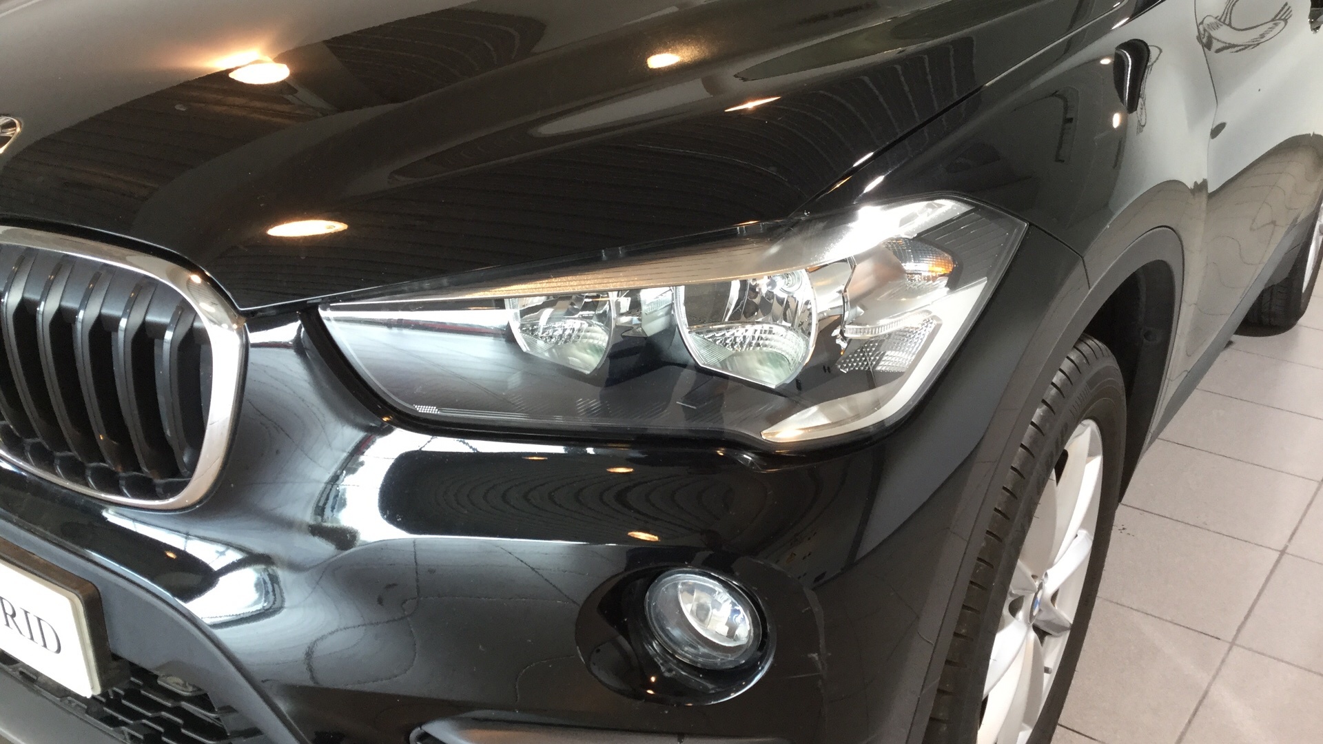 BMW X1 sDrive16d color Negro. Año 2019. 85KW(116CV). Diésel. En concesionario BYmyCAR Madrid - Alcalá de Madrid